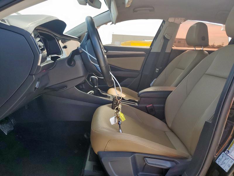 Photo 7 from auction – 2019 VOLKSWAGEN JETTA SEL with VIN 3VWEB7BU2KM246909