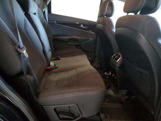 Photo 10 from auction – 2016 KIA SORENTO LX with VIN 5XYPG4A32GG032625