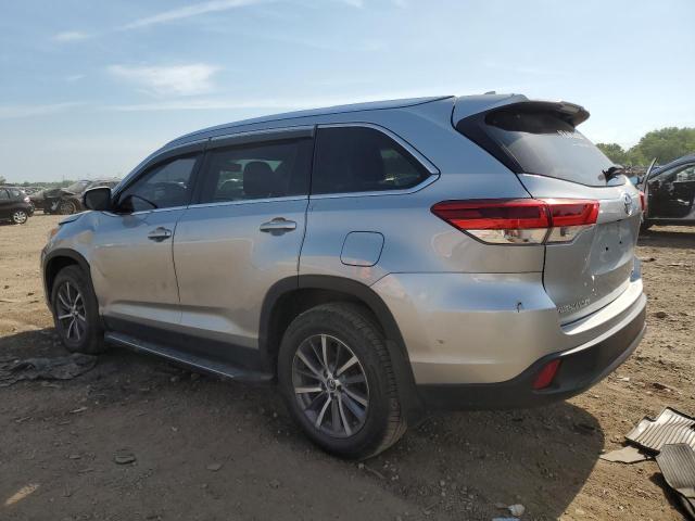 Photo 2 from auction – 2019 TOYOTA HIGHLANDER with VIN 5TDJZRFH5KS917124