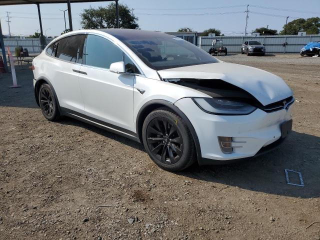 Photo 4 from auction – 2020 TESLA MODEL X with VIN 5YJXCDE20LF268401
