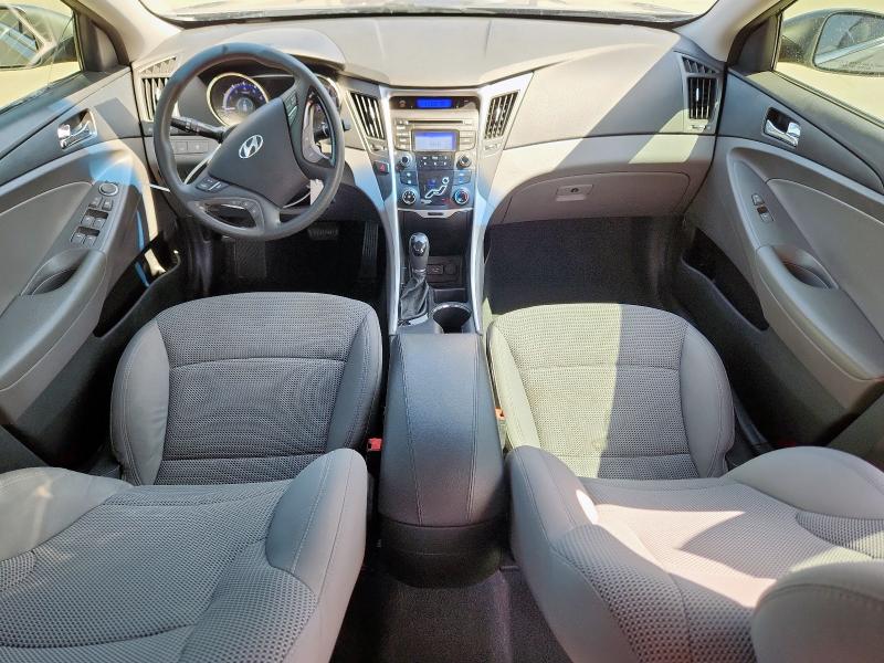 Photo 8 from auction – 2013 HYUNDAI SONATA GLS with VIN 5NPEB4AC3DH631477