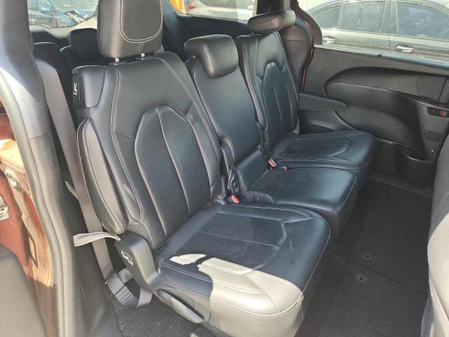 Photo 11 from auction – 2018 CHRYSLER PACIFICA T with VIN 2C4RC1BG1JR334026