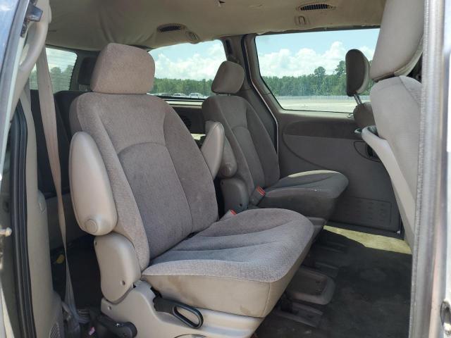 Photo 11 from auction – 2001 CHRYSLER TOWN & COU with VIN 2C4GP74L71R294365
