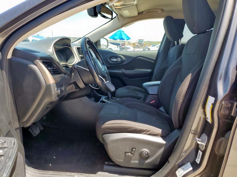 Photo 7 from auction – 2016 JEEP CHEROKEE L with VIN 1C4PJLCB2GW290887