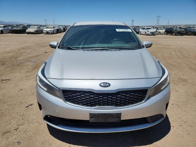 Photo 5 from auction – 2018 KIA FORTE LX with VIN 3KPFK4A74JE243682