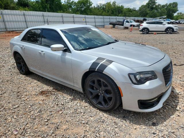 Photo 4 from auction – 2021 CHRYSLER 300 C with VIN 2C3CCABG1MH660638