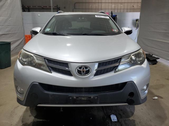 Photo 5 from auction – 2015 TOYOTA RAV4 XLE with VIN JTMRFREV9FJ028459