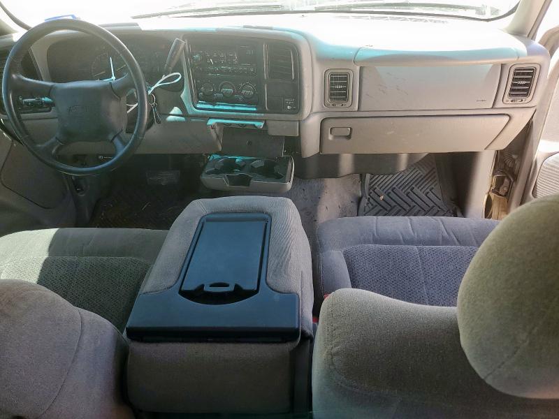 Photo 8 from auction – 2000 CHEVROLET SILVERADO with VIN 2GCEC19V6Y1139017