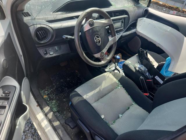 Photo 8 from auction – 2014 TOYOTA PRIUS C with VIN JTDKDTB33E1560828