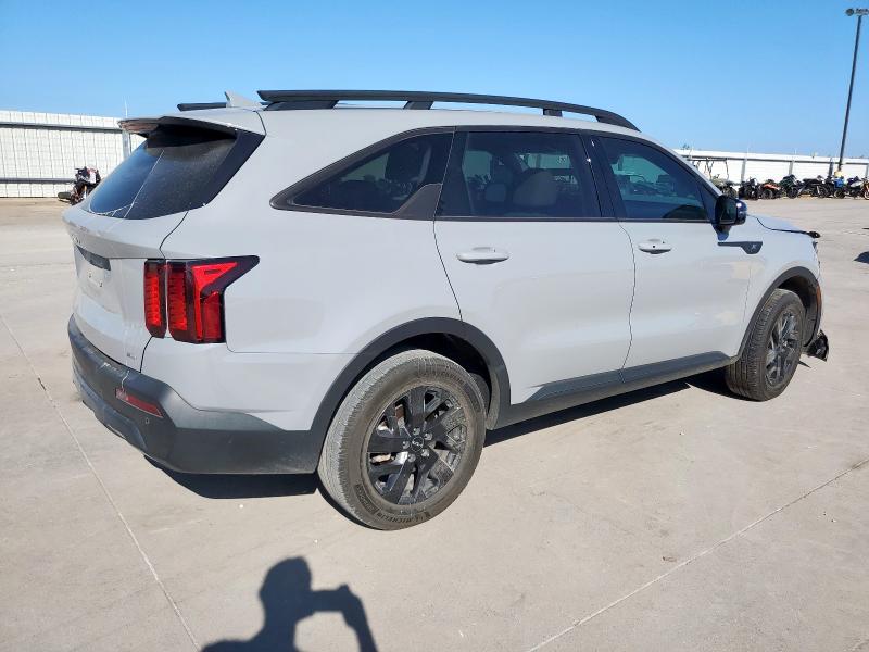Photo 3 from auction – 2023 KIA SORENTO S with VIN 5XYRLDLC9PG243788
