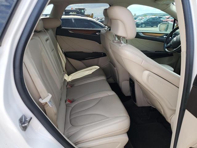 Photo 11 from auction – 2017 LINCOLN MKC SELECT with VIN 5LMCJ2C96HUL19562