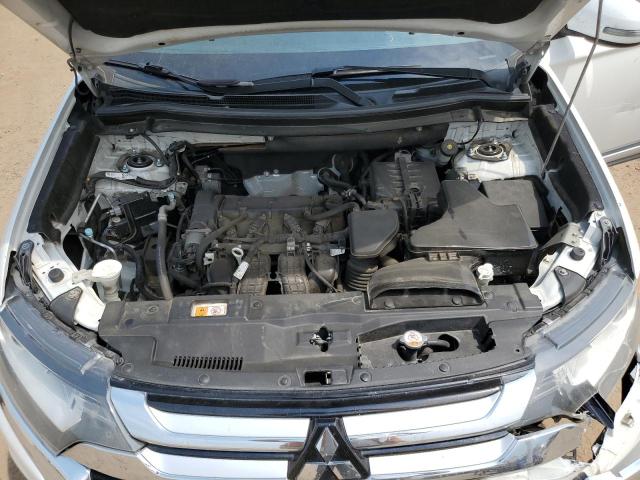Photo 12 from auction – 2017 MITSUBISHI OUTLANDER SE with VIN JA4AZ3A30HZ028953
