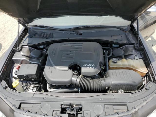 Photo 11 from auction – 2019 CHRYSLER 300 LIMITE with VIN 2C3CCAEG5KH564598