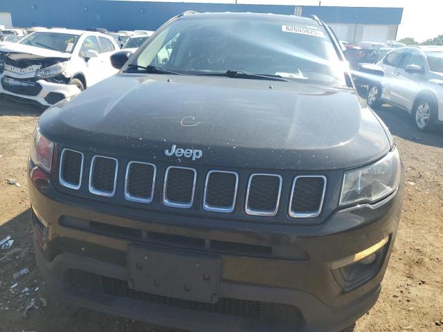 Foto 5 de la subasta – 2018 JEEP COMPASS LA con VIN 3C4NJDBB5JT113794