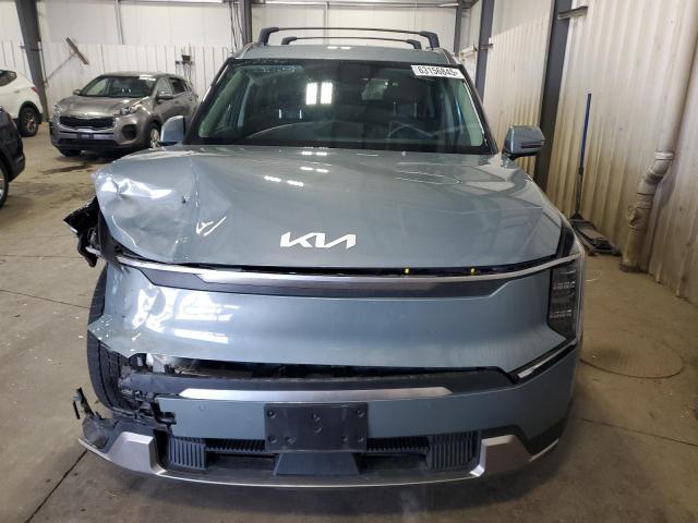 Photo 5 from auction – 2024 KIA EV9 WIND with VIN KNDAFFS5XR6047366