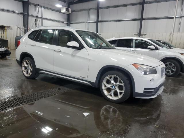 Photo 4 from auction – 2015 BMW X1 XDRIVE2 with VIN WBAVL1C50FVY24857