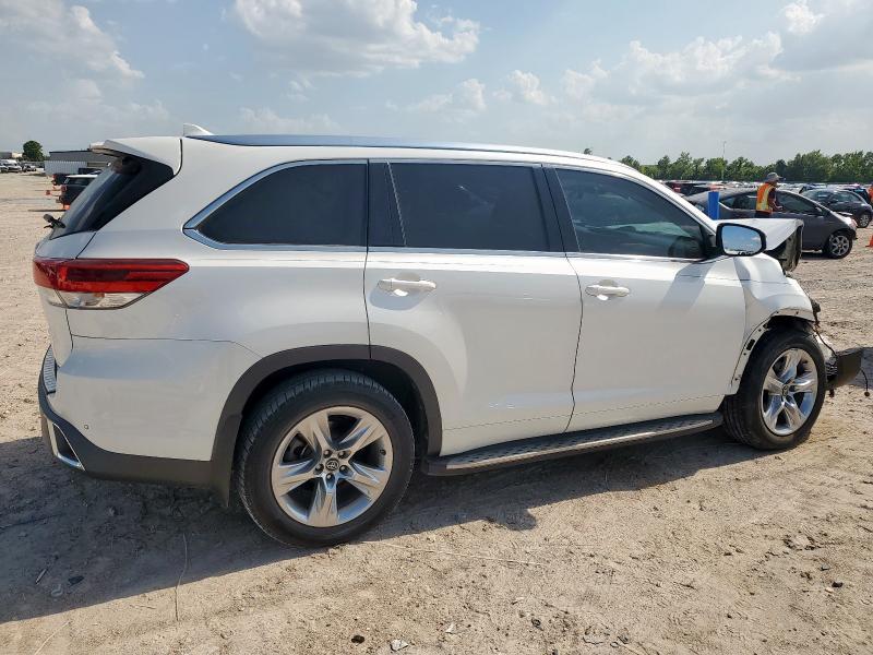 Photo 3 from auction – 2017 TOYOTA HIGHLANDER with VIN 5TDYZRFH0HS232150