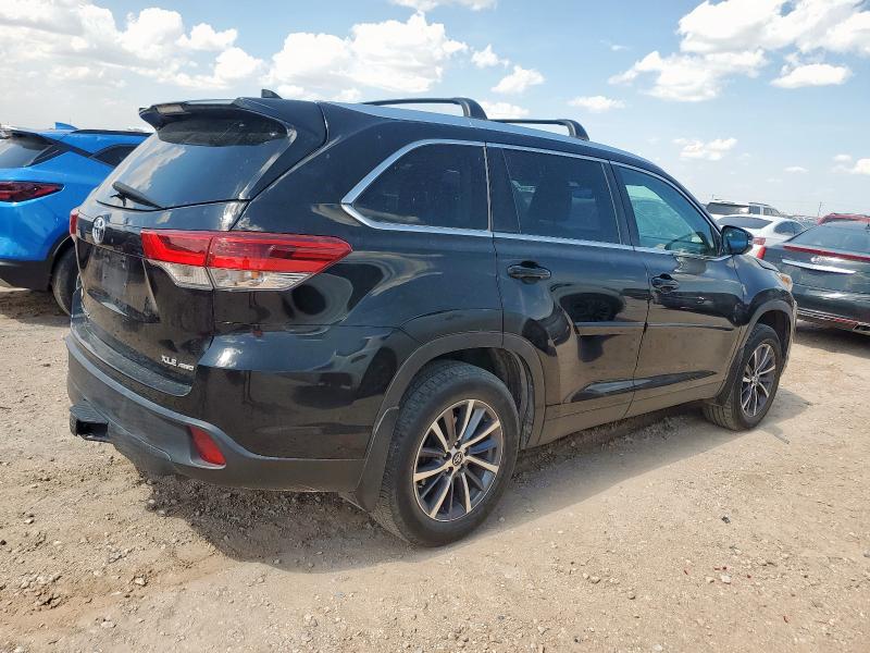 Photo 3 from auction – 2019 TOYOTA HIGHLANDER with VIN 5TDJZRFH4KS591199