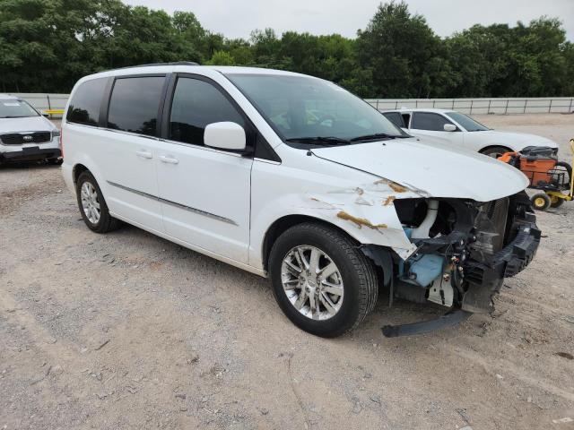 Photo 4 from auction – 2016 CHRYSLER TOWN & COU with VIN 2C4RC1BG5GR187394