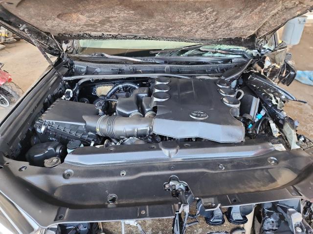 Photo 12 from auction – 2019 TOYOTA 4RUNNER SR with VIN JTEBU5JR0K5714574