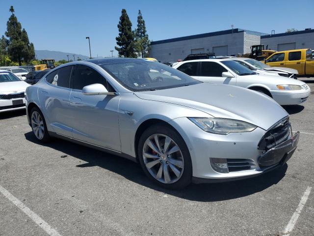 Photo 4 from auction – 2014 TESLA MODEL S with VIN 5YJSA1H18EFP62221