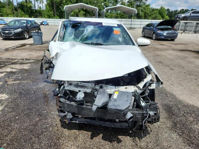 Photo 5 from auction – 2017 TOYOTA CAMRY LE with VIN 4T1BF1FK4HU615950