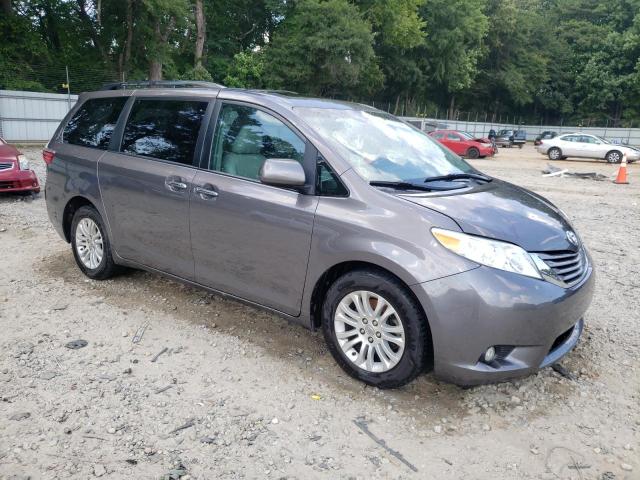 Photo 4 from auction – 2016 TOYOTA SIENNA with VIN 5TDYK3DC5GS725023