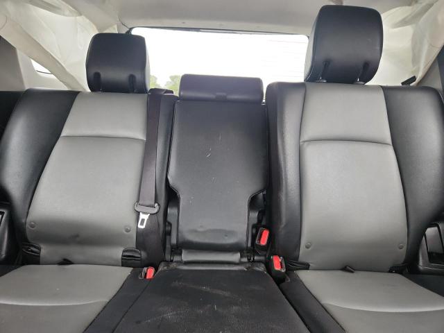 Photo 10 from auction – 2017 TOYOTA 4RUNNER SR with VIN JTEBU5JR9H5412564