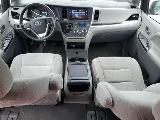 Photo 8 from auction – 2017 TOYOTA SIENNA with VIN 5TDKZ3DCXHS823225