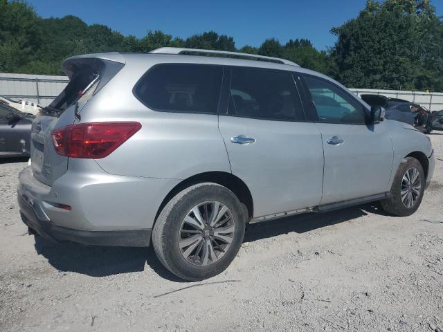 Photo 3 from auction – 2017 NISSAN PATHFINDER with VIN 5N1DR2MM5HC679771