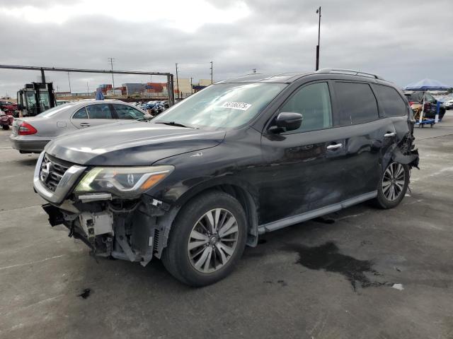NISSAN PATHFINDER 2017 with VIN 5N1DR2MN2HC608701 - Photo from auction