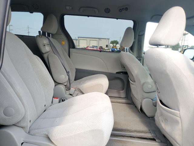 Photo 11 from auction – 2011 TOYOTA SIENNA LE with VIN 5TDKK3DC9BS003374