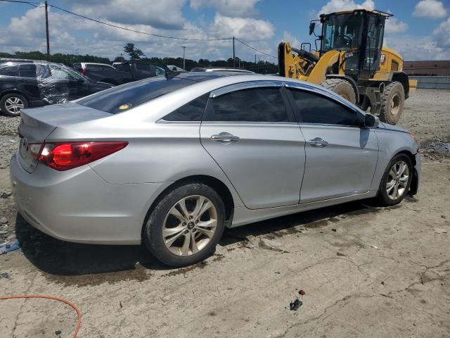 Photo 3 from auction – 2012 HYUNDAI SONATA SE with VIN 5NPEC4AC8CH396635