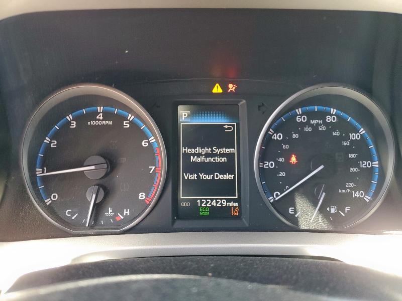 Photo 9 from auction – 2017 TOYOTA RAV4 LE with VIN 2T3ZFREV8HW347338