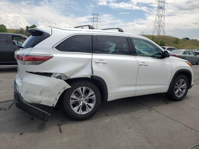 Photo 3 from auction – 2015 TOYOTA HIGHLANDER with VIN 5TDJKRFH7FS169633