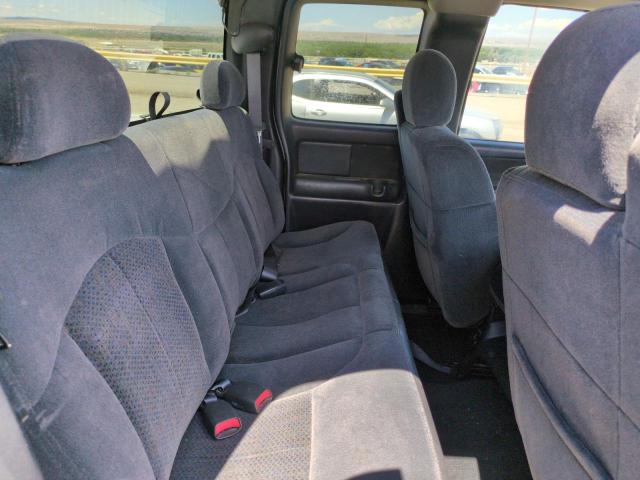Photo 10 from auction – 2002 CHEVROLET SILVERADO with VIN 2GCEC19V121121998
