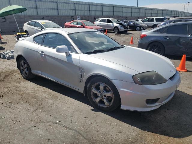 Photo 4 from auction – 2005 HYUNDAI TIBURON with VIN KMHHM65D45U175370