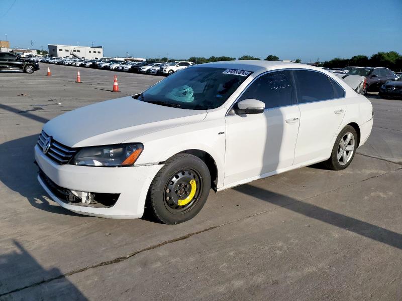 VOLKSWAGEN PASSAT S 2015 with VIN 1VWAS7A31FC115131 - Photo from auction