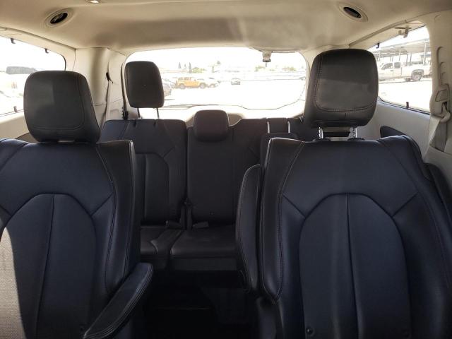 Photo 10 from auction – 2018 CHRYSLER PACIFICA H with VIN 2C4RC1L7XJR359487