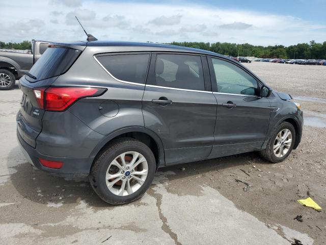 Photo 3 from auction – 2019 FORD ESCAPE SE with VIN 1FMCU9GDXKUC24978