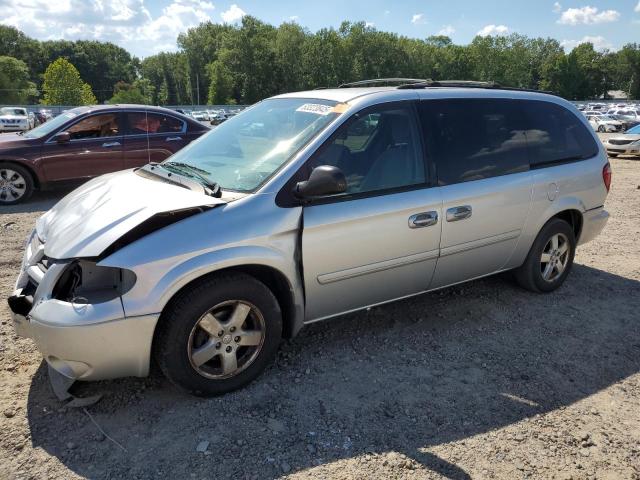 DODGE GRAND CARAVAN SXT 2005 with VIN 2D4GP44L95R141834 - Photo from auction