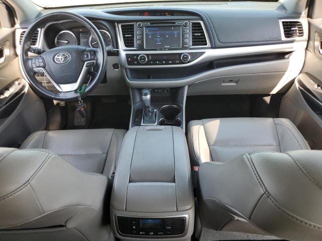 Photo 8 from auction – 2018 TOYOTA HIGHLANDER with VIN 5TDKZRFH5JS529524