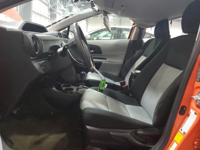 Photo 7 from auction – 2014 TOYOTA PRIUS C with VIN JTDKDTB31E1081856