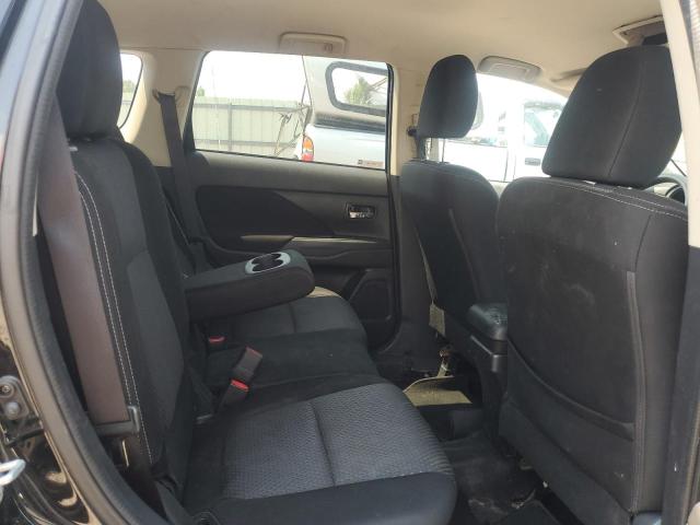 Photo 11 from auction – 2018 MITSUBISHI OUTLANDER with VIN JA4AZ3A36JZ057671