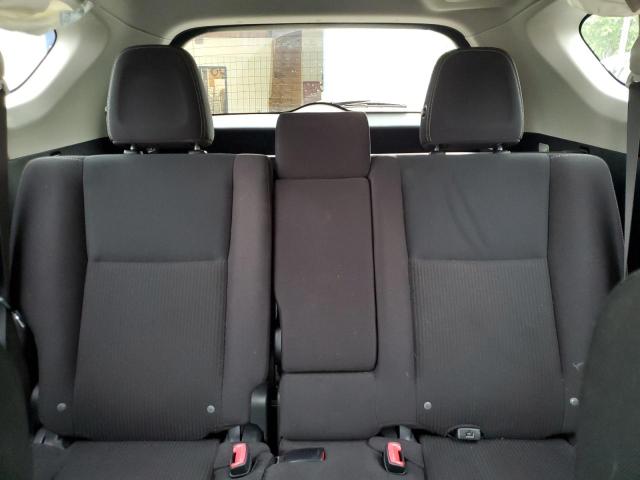 Photo 10 from auction – 2015 TOYOTA RAV4 XLE with VIN JTMRFREV0FD168348