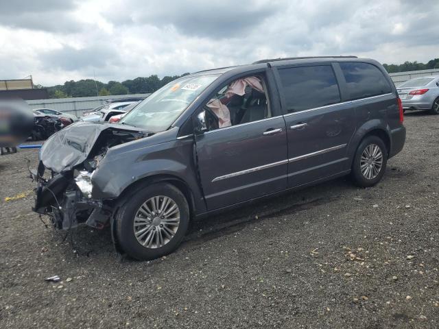 CHRYSLER TOWN & COU 2016 with VIN 2C4RC1CG4GR240469 - Photo from auction