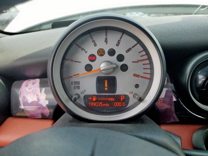 Photo 9 from auction – 2009 MINI COOPER CLU with VIN WMWML33529TX35587