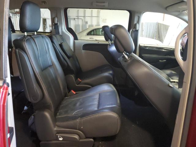 Photo 11 from auction – 2015 CHRYSLER TOWN & COU with VIN 2C4RC1BG6FR711554