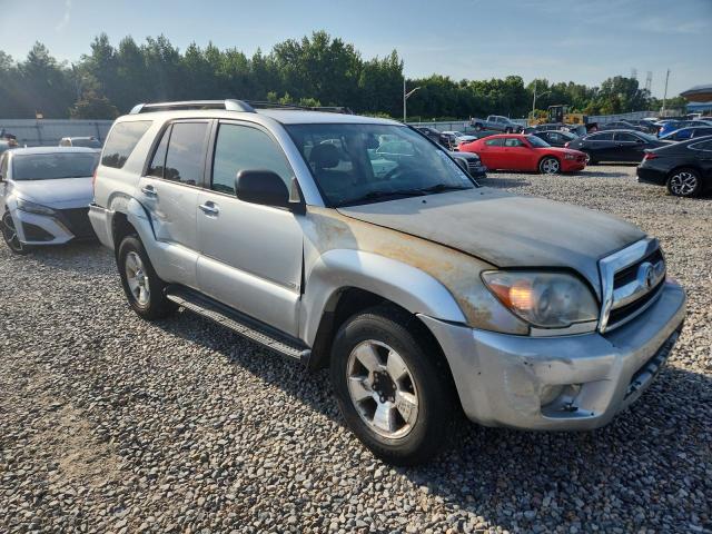 Photo 4 from auction – 2006 TOYOTA 4RUNNER SR with VIN JTEZU14RX60080342