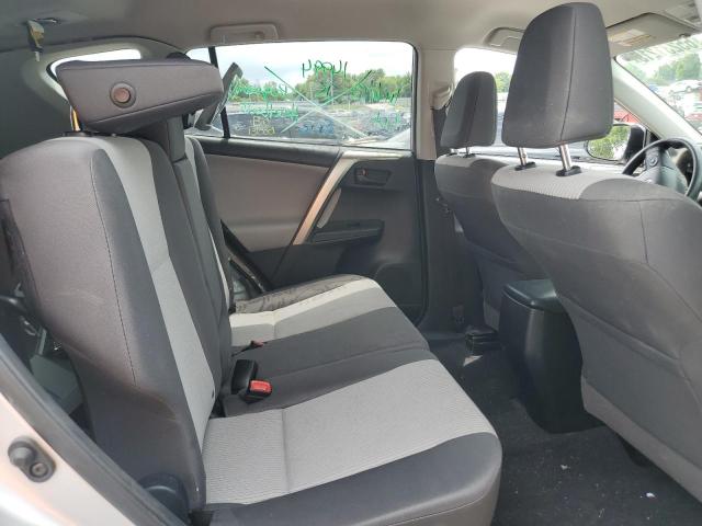 Photo 10 from auction – 2015 TOYOTA RAV4 LE with VIN JTMBFREV8FJ027501